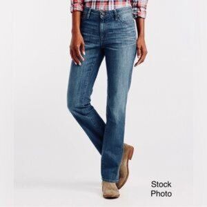 LL. Bean Favorite Fit Bootcut Jeans-Size 6 Regular